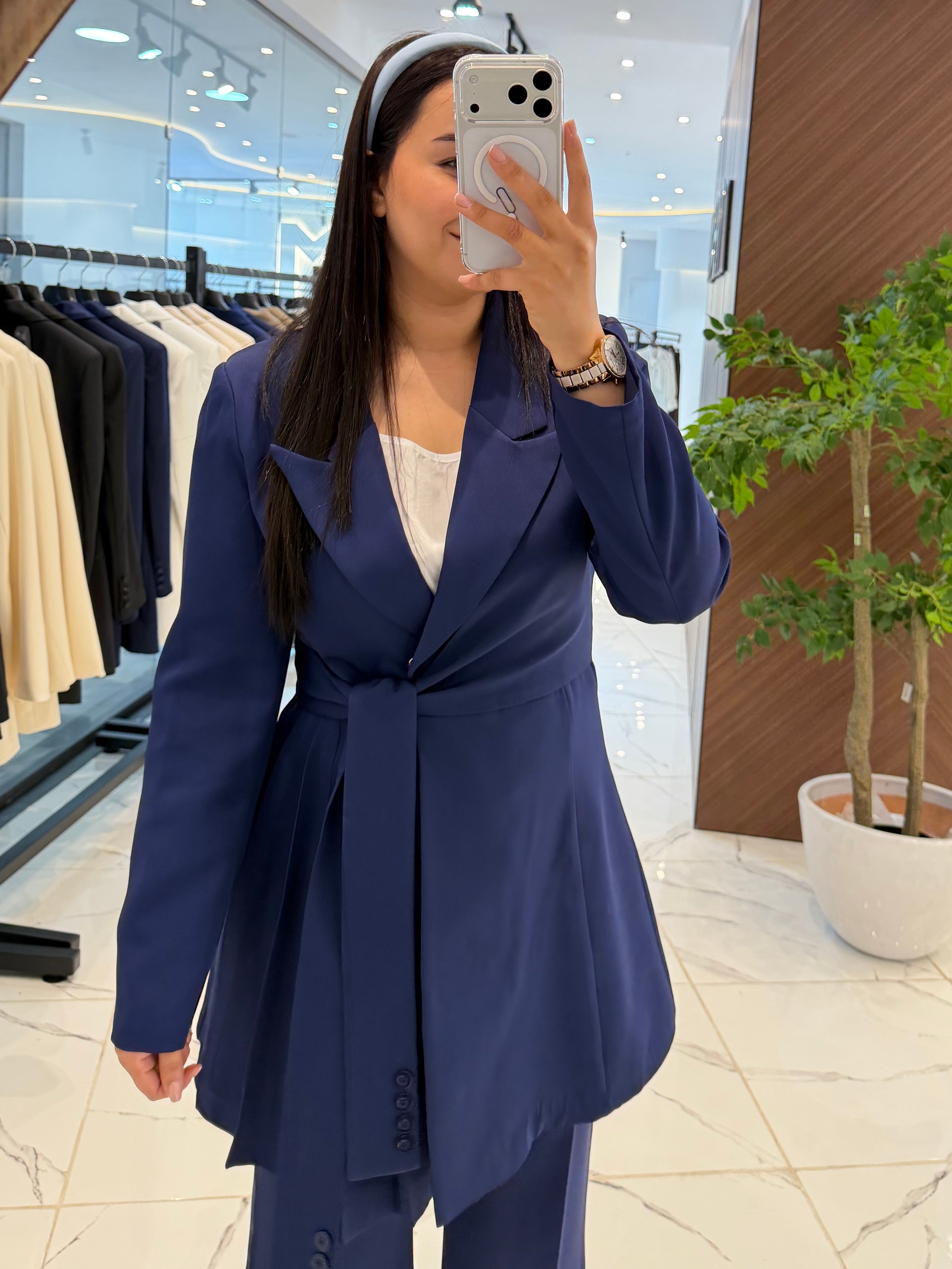 Costume le plis royal